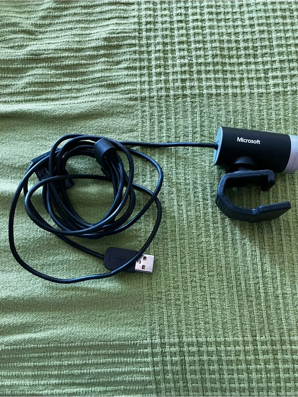 Title: Microsoft LifeCam HD Webcam 720p USB Clip-On Camera